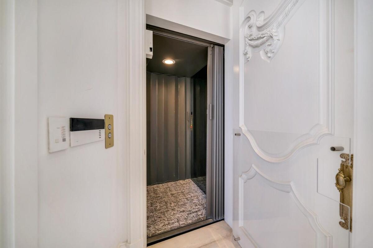 Chateau De Laurel Holiday home *